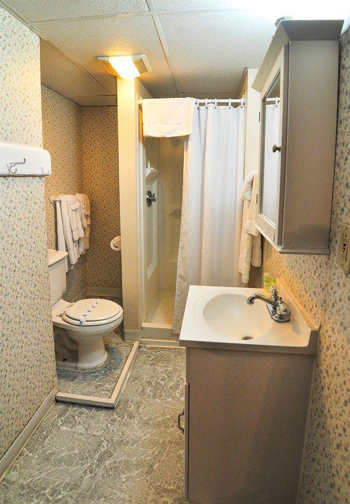 Beacon Inn 1087 Brookline Eksteriør billede
