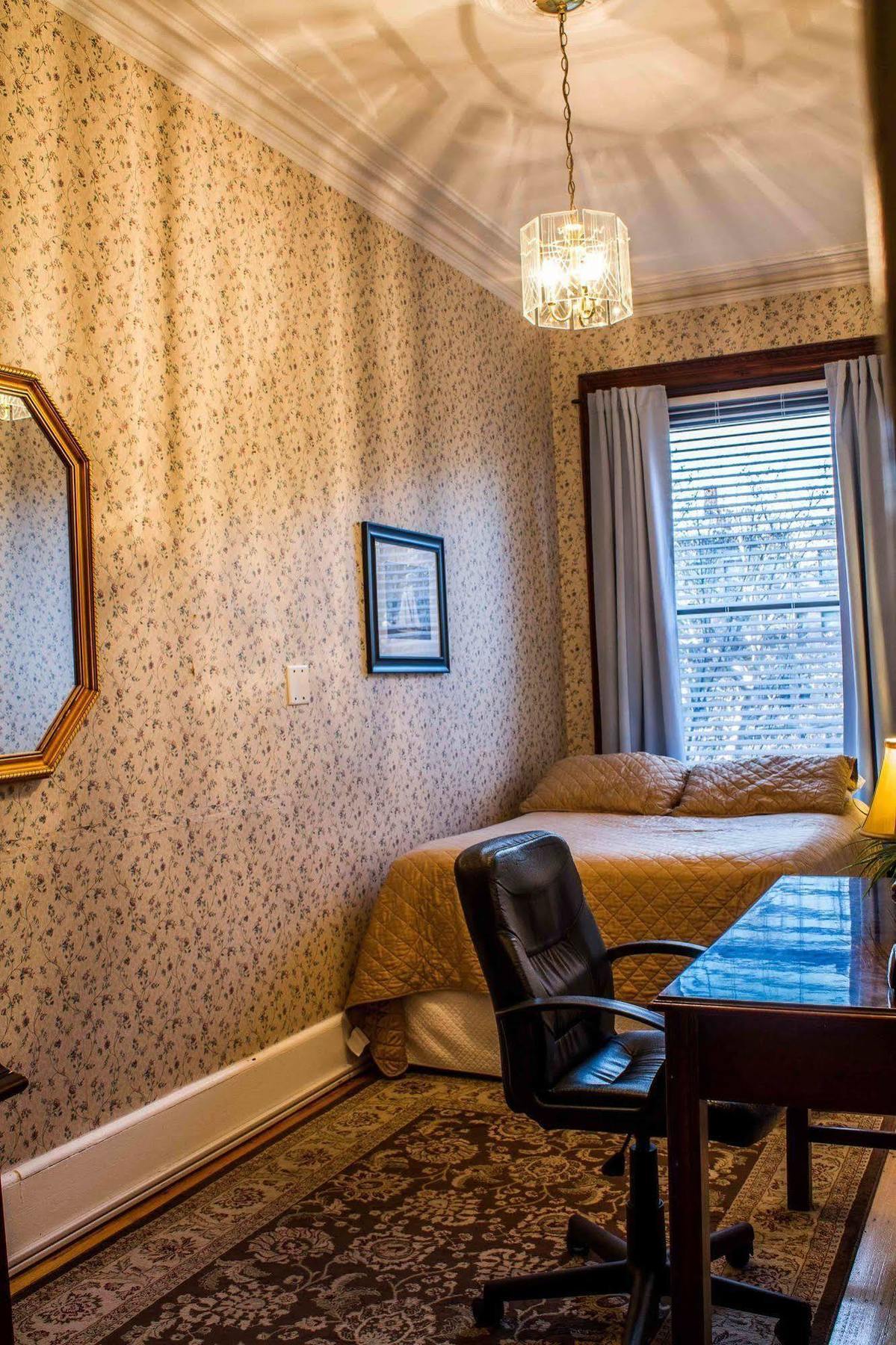 Beacon Inn 1087 Brookline Eksteriør billede